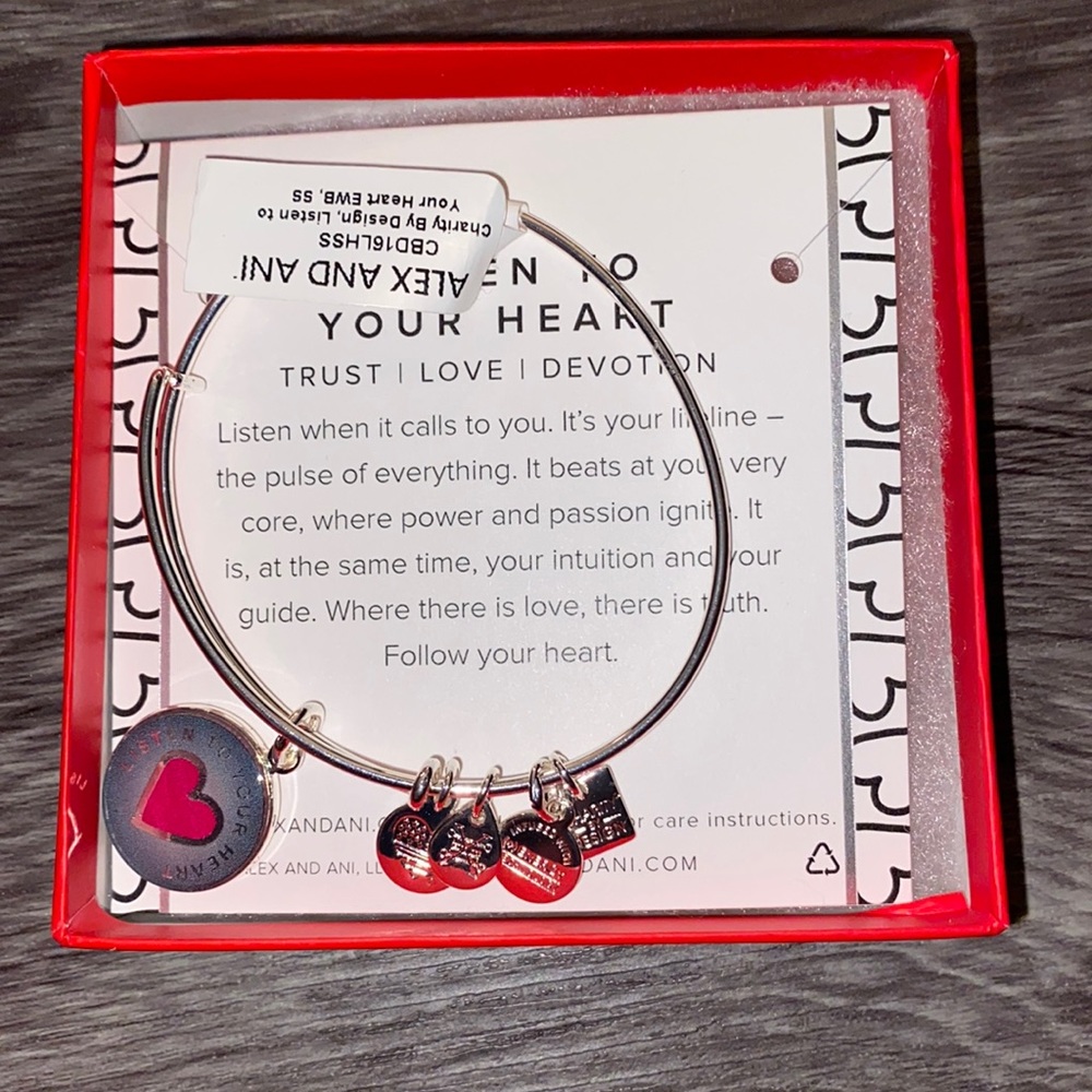 NWT Alex & Ani bracelet